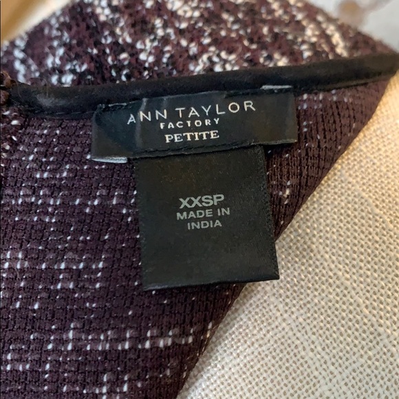 Dress - Picture 4 of 5